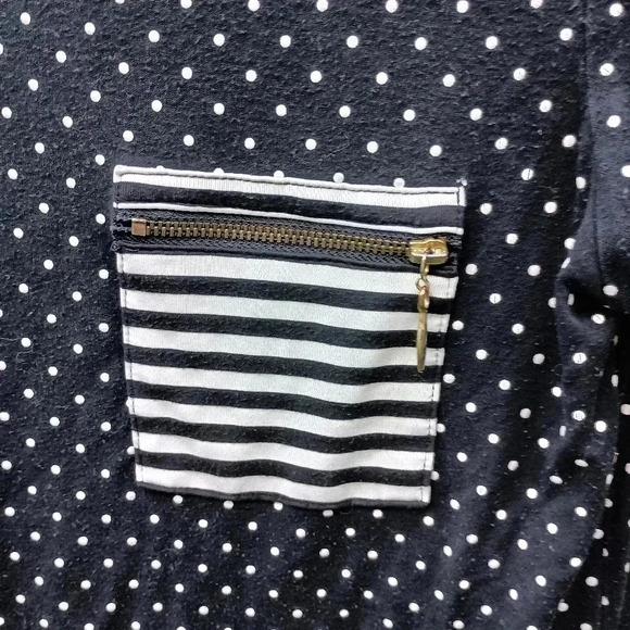 Polka dot with zipper pocket de collection size extra small T-shirt - Picture 3 of 4